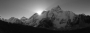 Lucie Novakova -Mount Everest - vychod slunce
