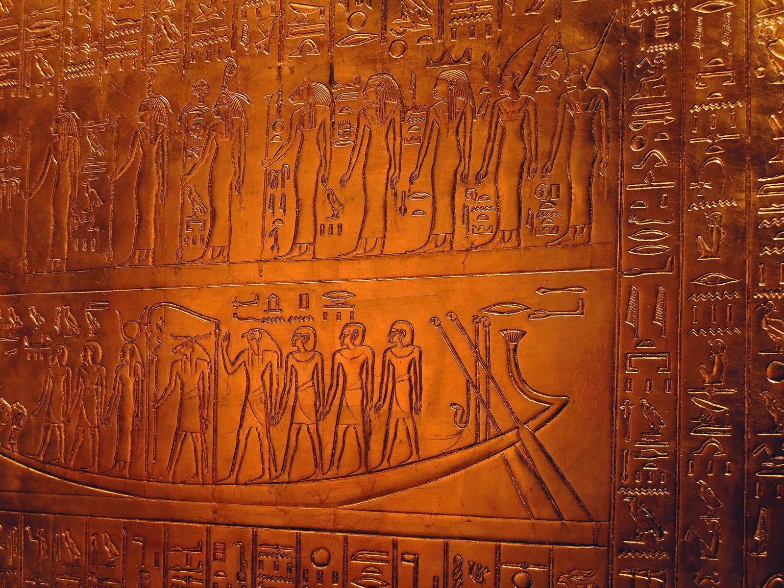 Tutanchámonova hrobka s výjevy