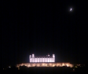 Pavel Janovják - Bratislavsky hrad v noci