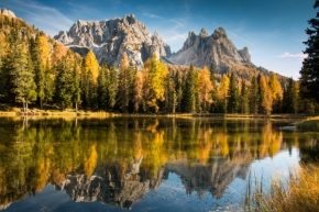 Divoká příroda - Dolomitské podzimní odrazy