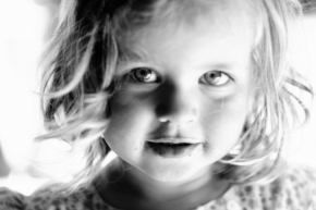 Děti jsou fotogenické - "blurred" portret