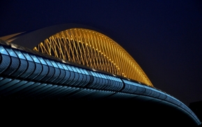 Půvaby architektury a jejích detailů - Fotograf roku - Kreativita - I.kolo - Trojský most 2