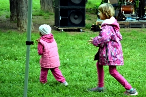 Dětské pohledy i radosti - Holčičky v růžovém