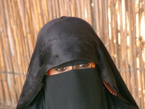 Portrét  - Beduínka