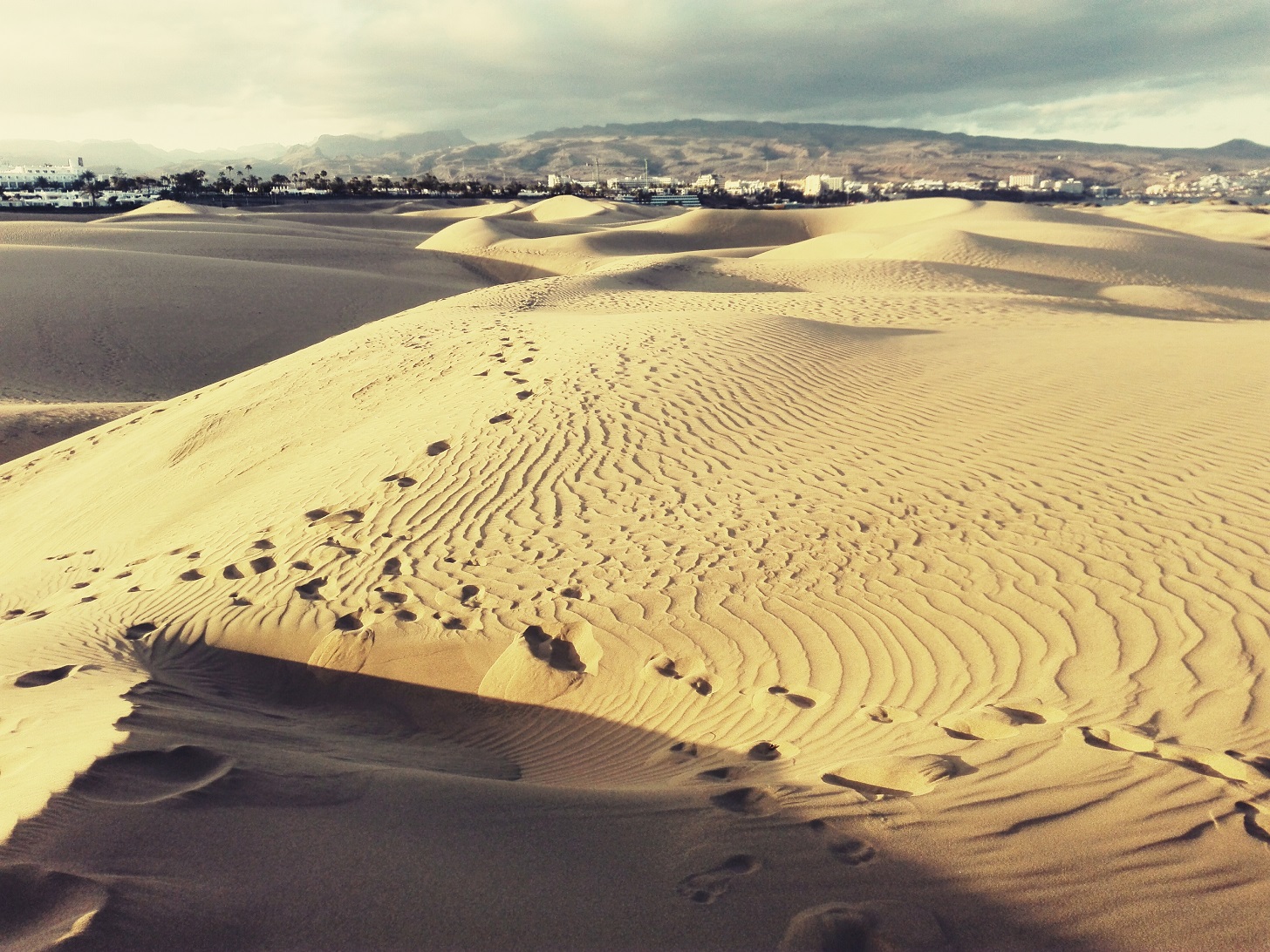 Město v dunách