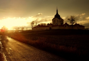 Moje město, můj kraj - Západ slunce, kostel