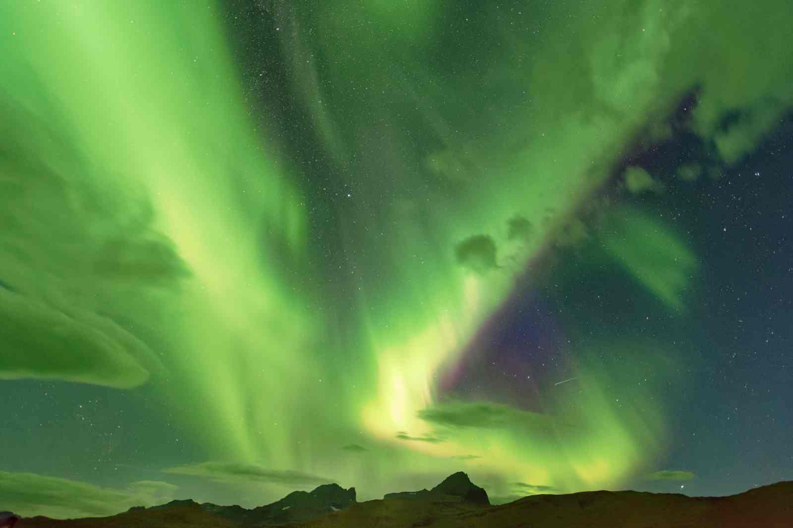 Polární záře na Islandem