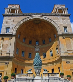 Církevní architektura - Vatikánská muzea