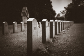 Jan Balak - Pomníky na hřbitově