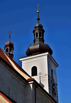Církevní architektura - Tři věže