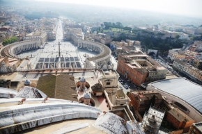 Církevní architektura - Nezapomenutelný výhled na Vatikán