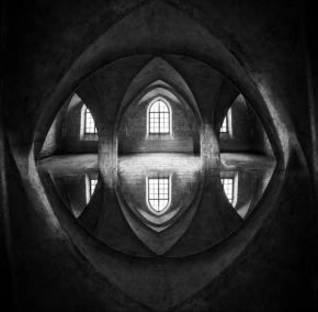 Církevní architektura - Fotograf roku - Kreativita - IV.kolo - Geometrie prostoru
