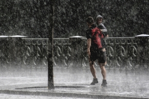 Městské okamžiky - Když v Praze prší