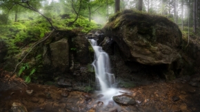 Nedotčená příroda - 	Fotograf roku - Kreativita - XII.kolo - Vodopád u Frauenau