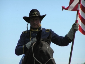 Portrét opravdového člověka - General Custer nebo Napoleon?