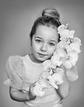 Milena Veselá - Dívka s orchidejí
