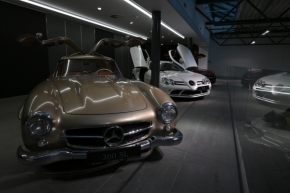 Motorky, auta, stroje - Mercedes Benz 300SL