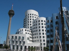 Zapomenutá krása staveb - Moderní architektura v Düsseldorfu
