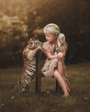 Děti a zvířata - Dej mi pusu