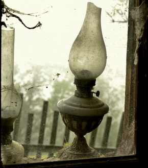 Pohled z okna - staré okno