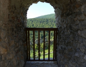 Pohled z okna - Pohľad hradnej panej