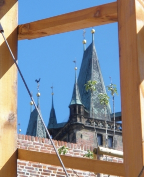 Pohled z okna - Věž kostela
