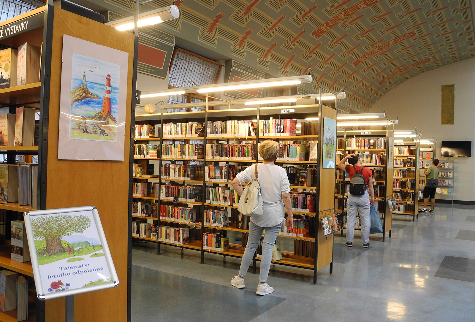 Řada dobrých knih a spokojených čtenářů v MLP Praha