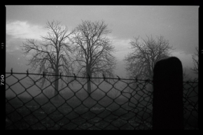 Krajina mých snů - Uvězněno za plotem