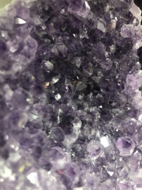 Makro - Fialové krystalky 