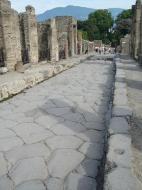 Na cestách i necestách - Po dávnověké cestičce v Pompejích
