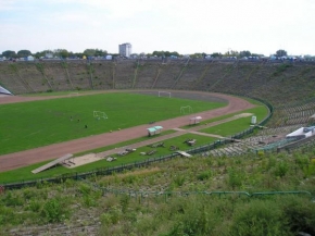 Zapomenutá krása staveb - Stadion bez diváků (Varšava)