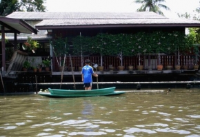 Na cestách i necestách - Idilka na loďce - Bankok