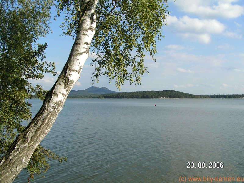 Pohled na Máchovo jezero
