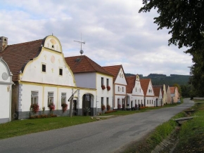 Martin Čerňanský - Holašovice - jihočeská vesnice na Seznamu UNESCO