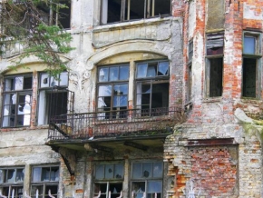Zapomenutá krása staveb - Fotograf roku - Balkon