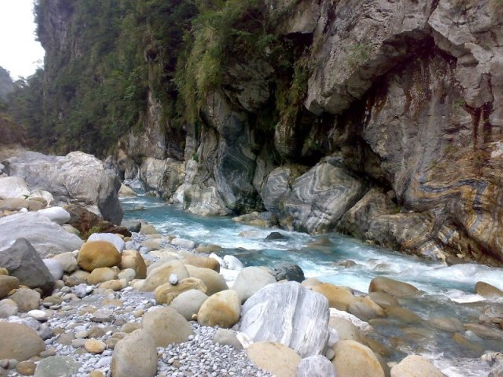 čistá voda v Taiwanských horách