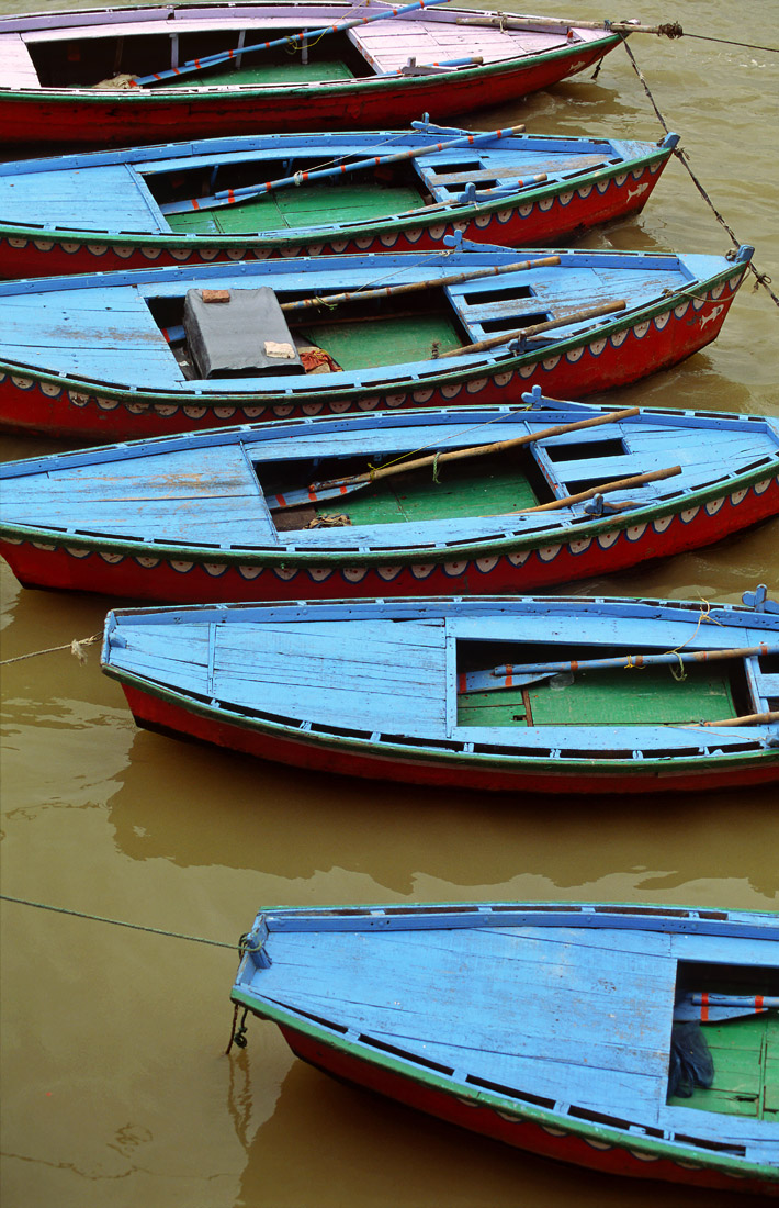 Loďky na Gange, India