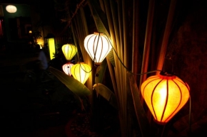 Světlo, stín a barva - Lampiony (Vietnam)