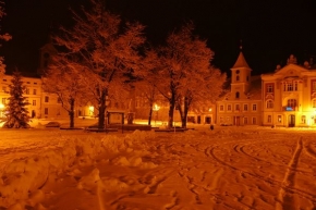Kouzlení zimy - Králícké náměstí v noci