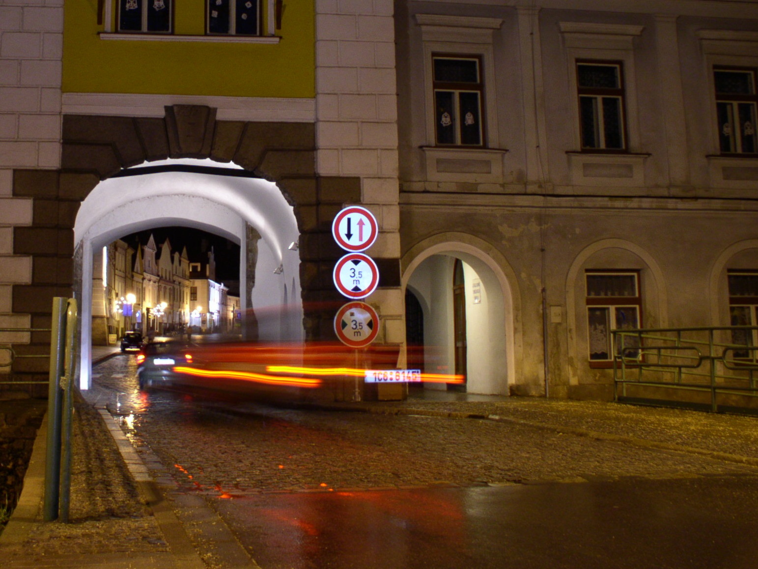 Hradecká brána v Třeboni