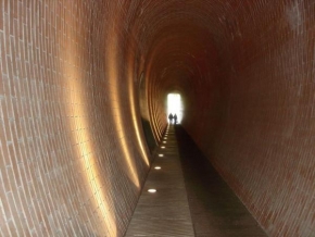 Architektura a památky - Moderna v tunelu Jeleního příkopu