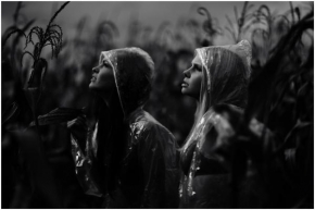 Černobíle… - Fotograf roku - Serie čekání na déšť