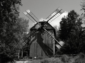 Černobíle… - Větrný mlýn