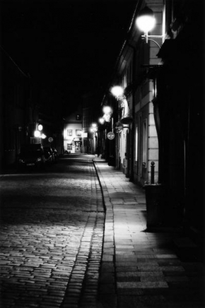 Černobíle… - Prázdná ulice