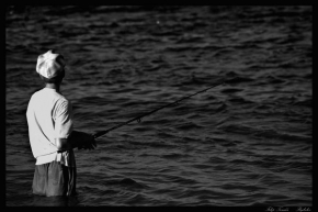 Černobíle… - Osamělý rybář