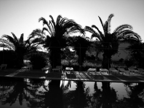 Černobíle… - Svítání na Rodosu
