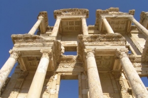Architektura a památky - Knihovna v Efesu
