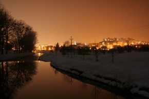 Večer a noc ve fotografii - Večerní procházka mrznoucí krajinou