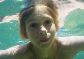 Portréty dětí - Pod vodou