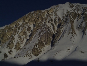 Večer a noc ve fotografii - Skalní masív francouzských Alp